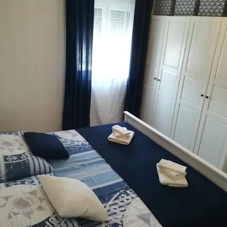 Apartment Juhart *